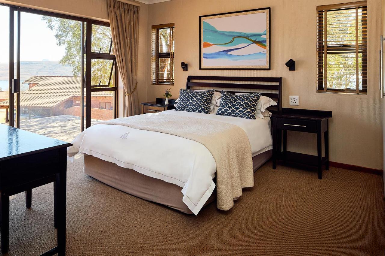 First Group Qwantani Hotel Harrismith Eksteriør billede