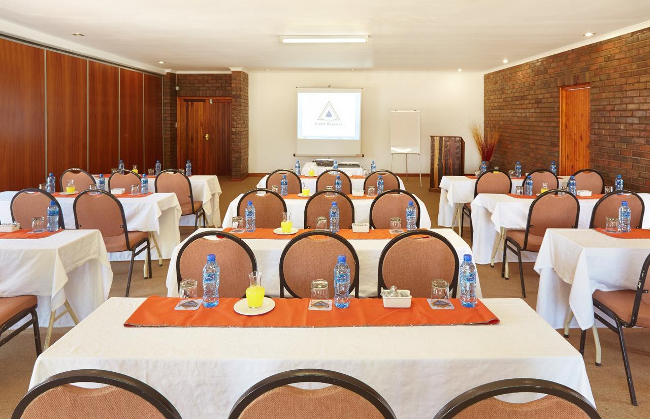 First Group Qwantani Hotel Harrismith Eksteriør billede