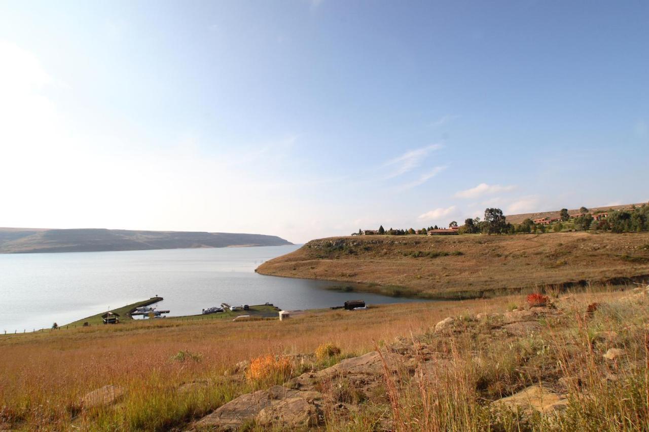 First Group Qwantani Hotel Harrismith Eksteriør billede