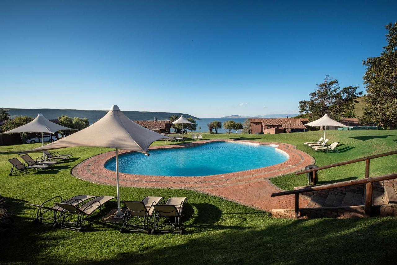 First Group Qwantani Hotel Harrismith Eksteriør billede