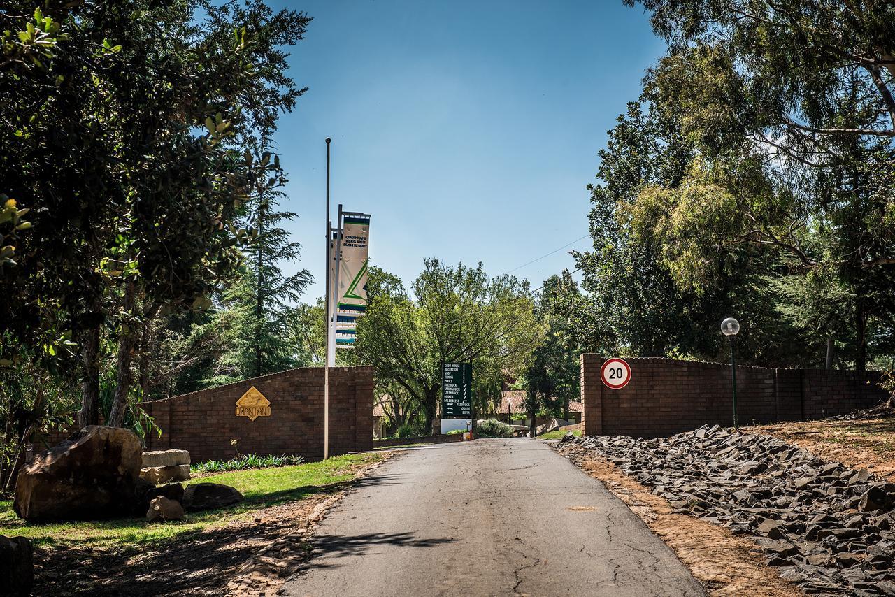 First Group Qwantani Hotel Harrismith Eksteriør billede