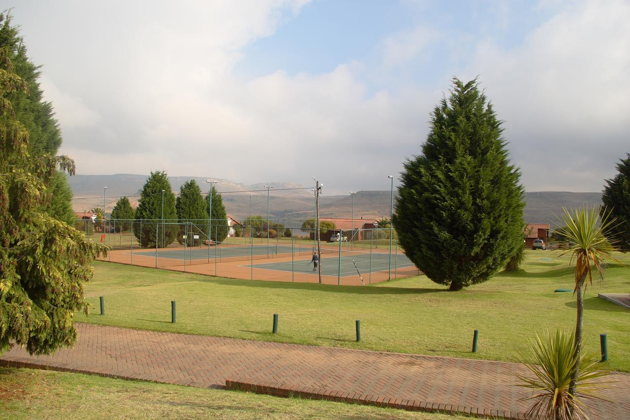 First Group Qwantani Hotel Harrismith Eksteriør billede